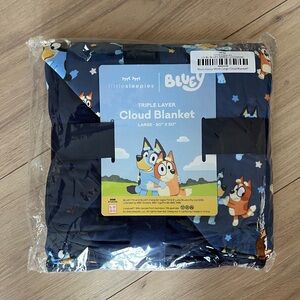 Little Sleepies Bluey Cloud blanket